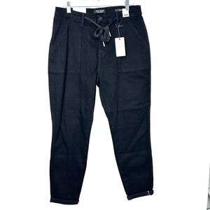 Judy Blue NWT Black Relaxed Fit Joggers N21